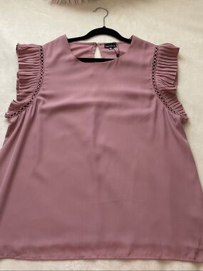 Zenobia Sleeveless Ruffle-Trim Camisole in Mauve Pink